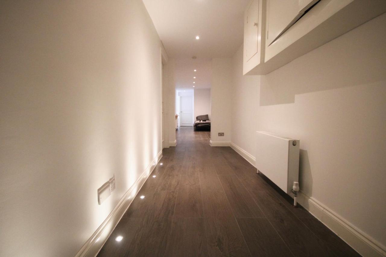 Superb Flat Near Victoria Station Apartamento Londres Exterior foto