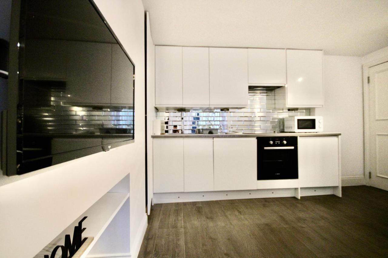 Superb Flat Near Victoria Station Apartamento Londres Exterior foto