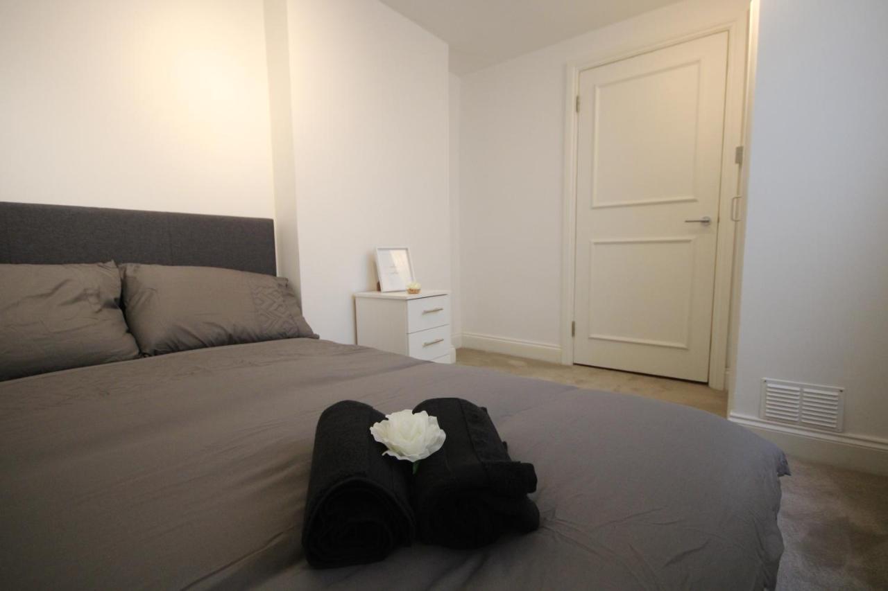Superb Flat Near Victoria Station Apartamento Londres Exterior foto